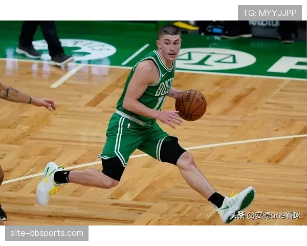 普里查德替补砍下30分8助攻 创绿军队史多项纪录